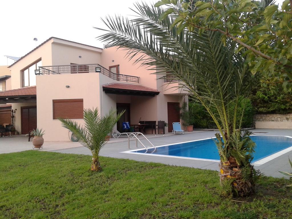 Villa Leyland Фалираки Екстериор снимка