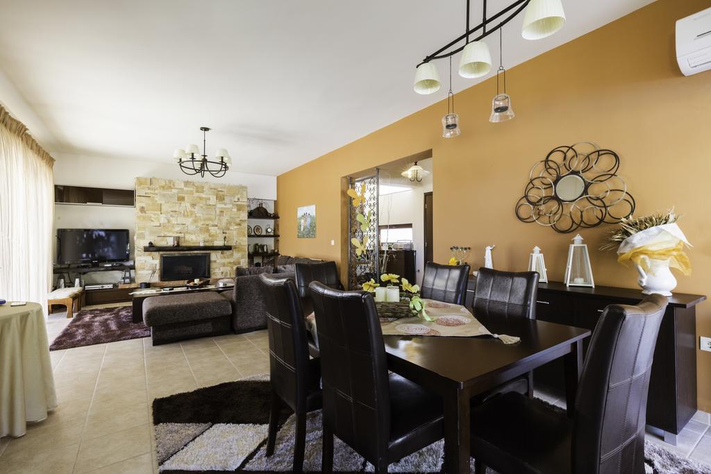 Villa Leyland Фалираки Екстериор снимка